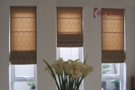 Rèm Vải Roman đẹp cho ô cửa sổ nhỏ