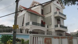 Bạt che nắng mưa giá rẻ, chất lượng tại Kim Thành