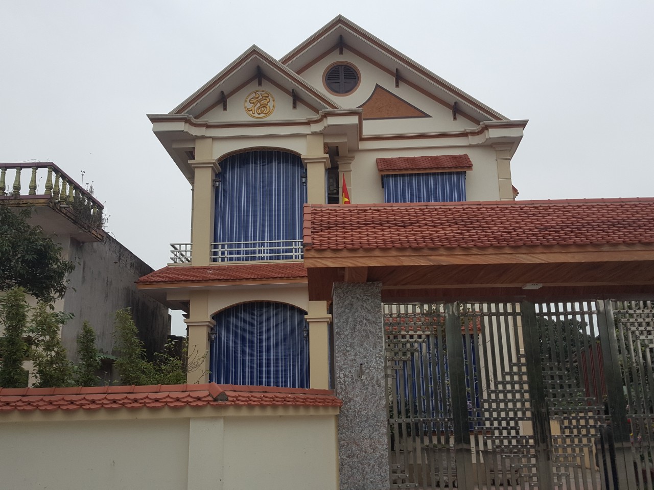 mau-bat-che-nang-mua-duoc-lap-dat-tai-binh-giang